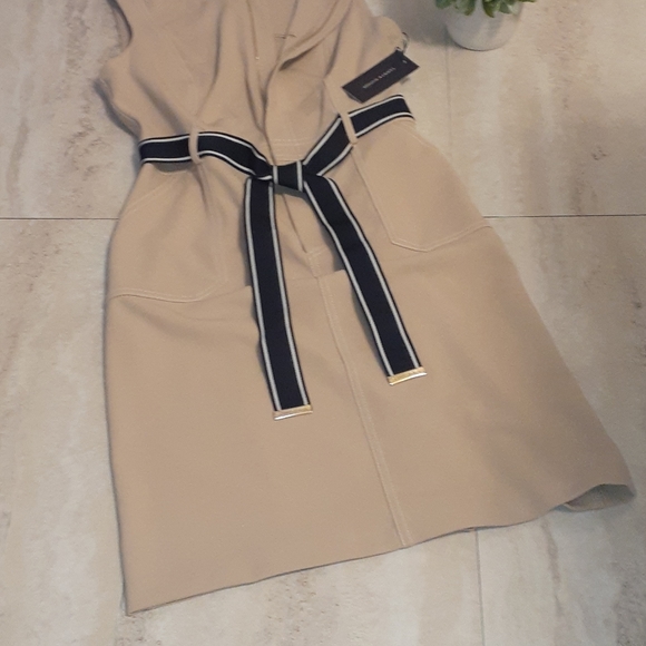 Tommy Hilfiger sleeveless scuba crepe front zipper - Picture 5 of 8